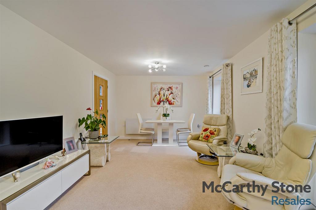 8673903-interior11-800.jpg