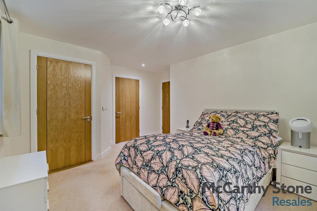 8673903-interior04-800.jpg