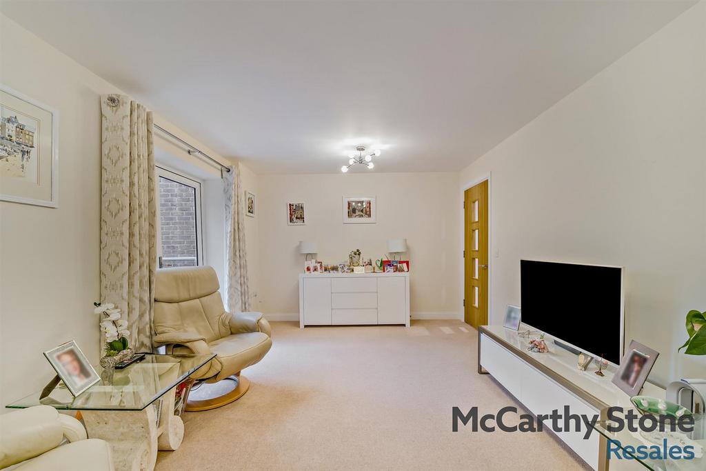 8673903-interior14-800.jpg