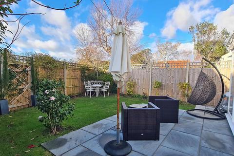 undefined, Yarrell Mead, Pennington, Lymington