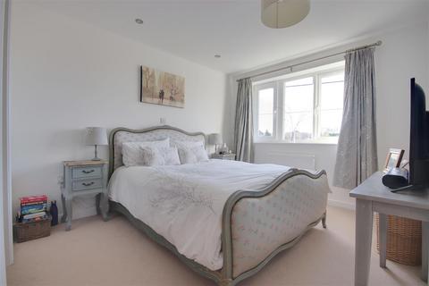 undefined, Yarrell Mead, Pennington, Lymington