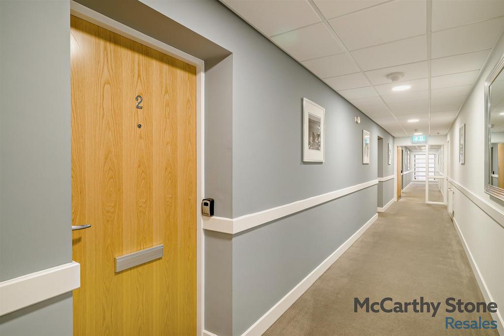 8673811-interior18-800.jpg