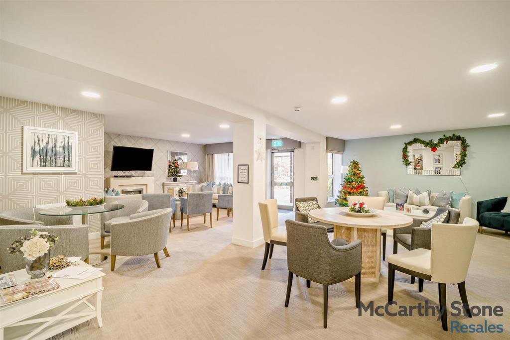 8673811-interior19-800.jpg