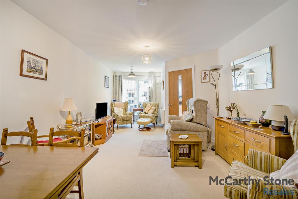 8673811-interior11-800.jpg