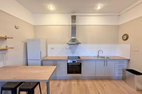 1 bedroom flat to rent, Parkfield Road, Aigburth, L17