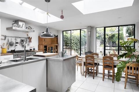 4 bedroom terraced house for sale, Hammersmith Grove, London W6