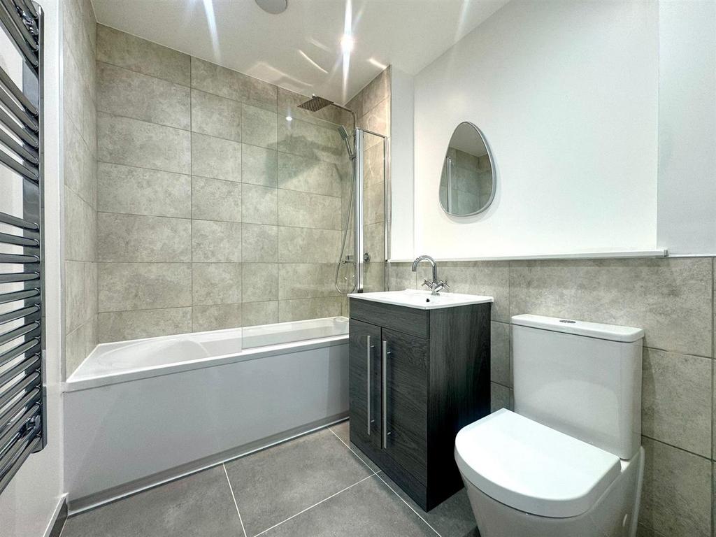 Bathroom.jpeg