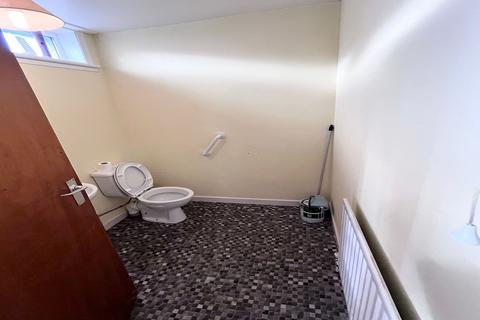 undefined, Larkhall ML9