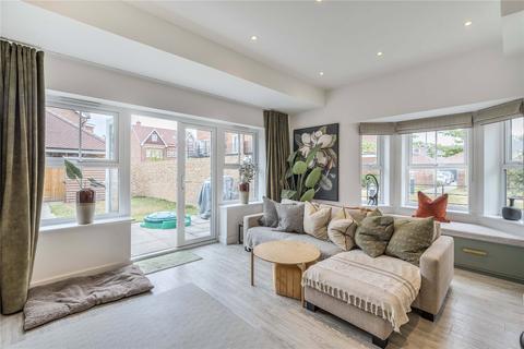 3 bedroom semi-detached house for sale, Albright Gardens, Walton-On-Thames, KT12