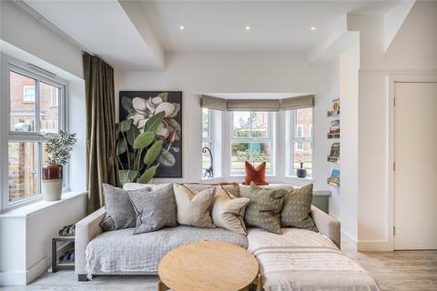 undefined, Albright Gardens, Walton-On-Thames, KT12