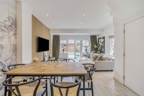undefined, Albright Gardens, Walton-On-Thames, KT12