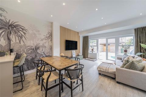 undefined, Albright Gardens, Walton-On-Thames, KT12