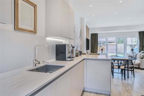 undefined, Albright Gardens, Walton-On-Thames, KT12