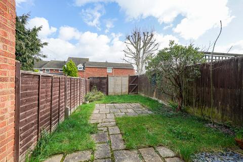 2 bedroom terraced house for sale, Kendal Gardens, Linslade, Leighton Buzzard