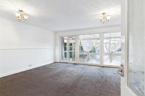 3 bedroom terraced house to rent, Christchurch Drive, Woodbridge, IP12