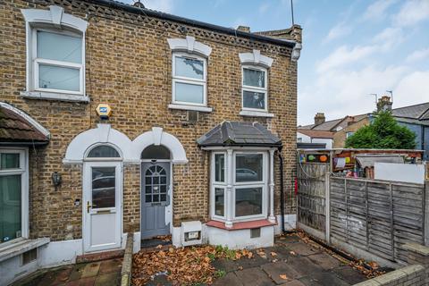 3 bedroom end of terrace house for sale, London, N18 2QW