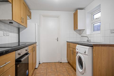 3 bedroom end of terrace house for sale, London, N18 2QW