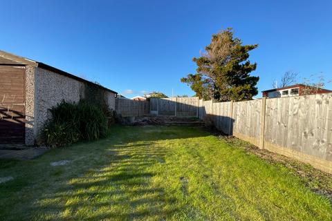 2 bedroom semi-detached bungalow for sale, Preston New Road, Southport PR9