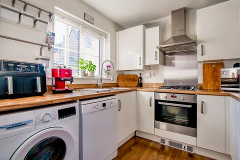3 bedroom semi-detached house for sale, Claremont Crescent, Rayleigh SS6