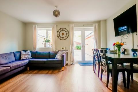 3 bedroom semi-detached house for sale, Claremont Crescent, Rayleigh SS6