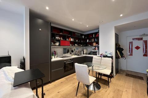 1 bedroom apartment for sale, Echo House, London City Island, London, E14