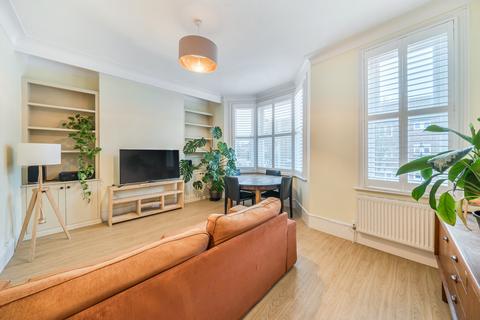 3 bedroom apartment for sale, Fenwick Road, Peckham, London