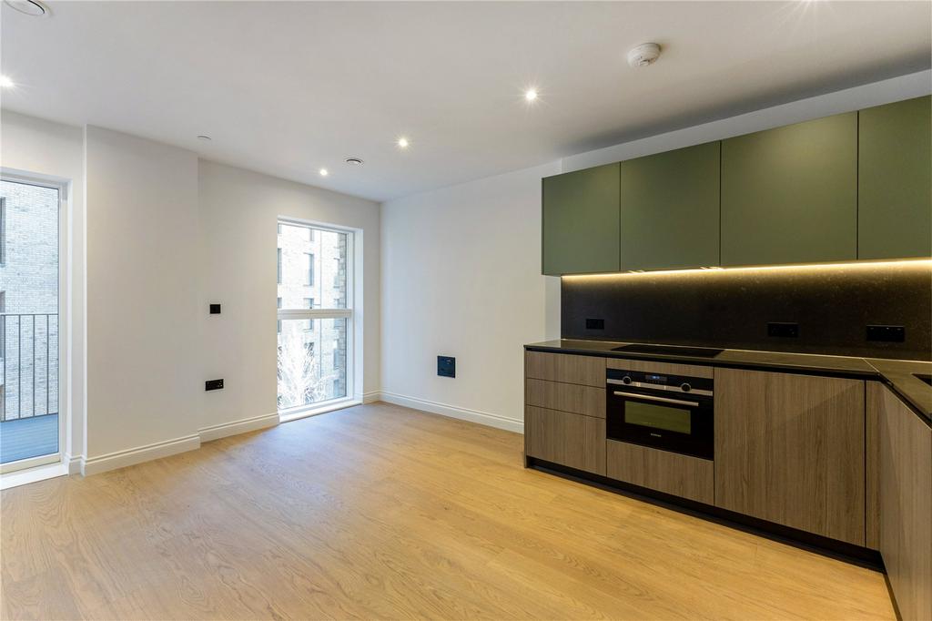 Reception/Kitchen