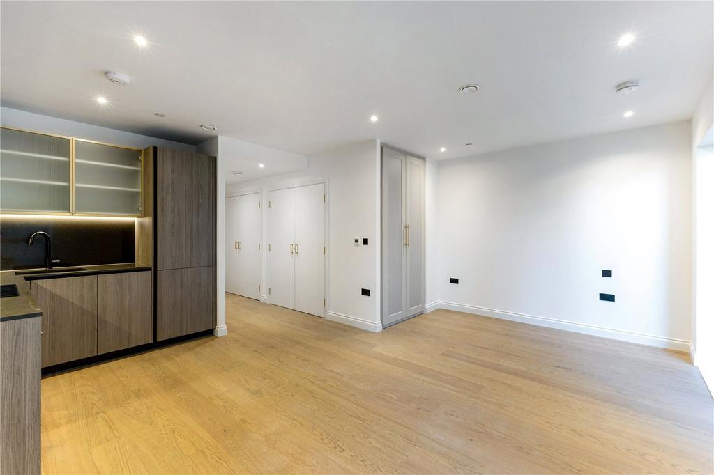 Reception/Kitchen