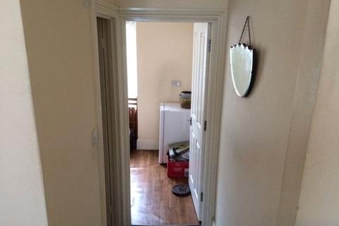 Studio to rent, Nelson Road, Crouch End, London, N8