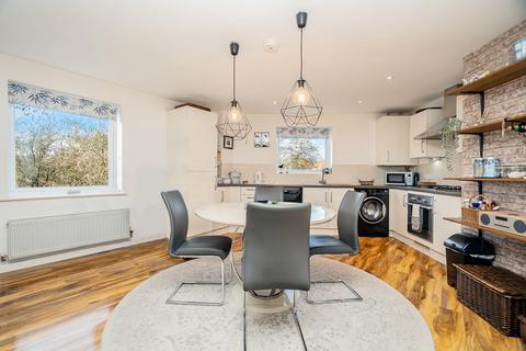 2 bedroom maisonette for sale, Tiree Court, Newton Leys Milton Keynes, MK3