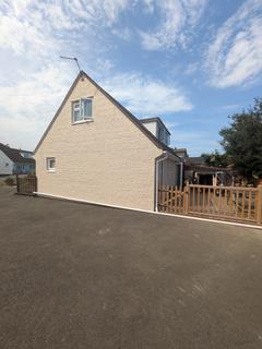 2 bedroom semi-detached bungalow to rent, Duver Road, Seaview