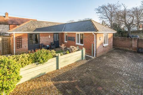 2 bedroom detached bungalow for sale, High Street, Selsey, PO20