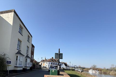undefined, Waterside, Upton-upon-severn, WR8