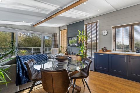 2 bedroom houseboat for sale, Upton Marina, Upton Lake, Worcestershire, WR8