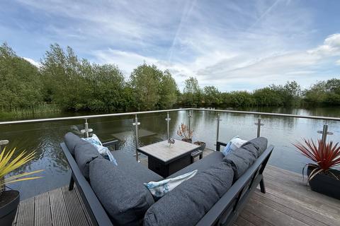2 bedroom houseboat for sale, Upton Marina, Upton Lake, Worcestershire, WR8