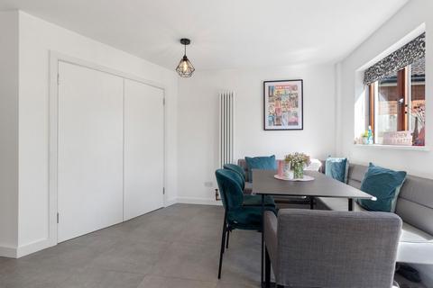 3 bedroom detached house for sale, Upper Street, Defford, Worcester, WR8
