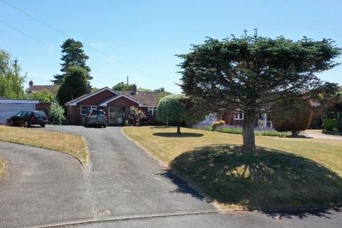 3 bedroom detached bungalow for sale, Orchard Close, Upton-upon-severn, Worcestershire, WR8