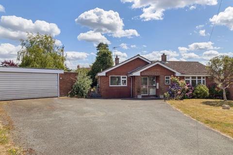 3 bedroom detached bungalow for sale, Orchard Close, Upton-upon-severn, Worcestershire, WR8