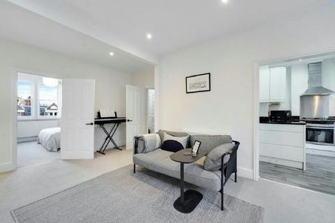 1 bedroom flat for sale, Whitehall Park, Whitehall Park Conservation Area N19 3TW