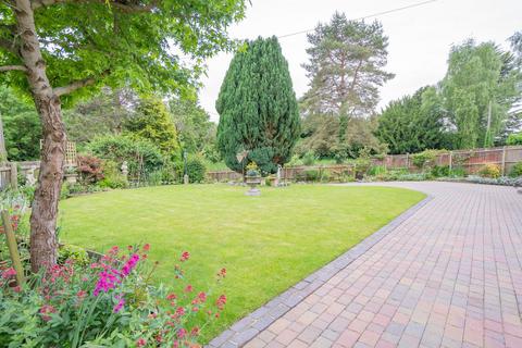 undefined, Longdon, Twekesbury, GL20