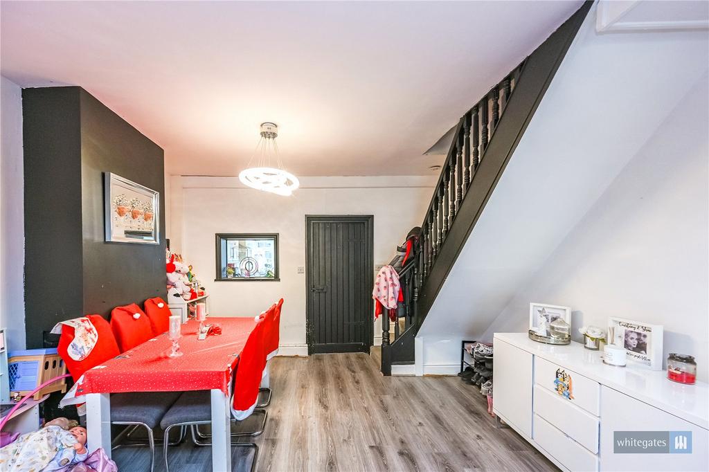 Living/Dining Room