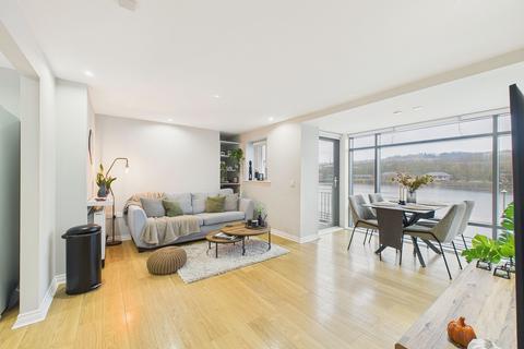 2 bedroom flat for sale, Kingfisher Court, Dunston, Gateshead, NE11