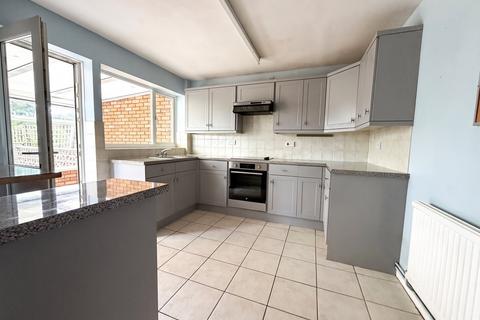 2 bedroom semi-detached bungalow for sale, Rectory Road, Upton-upon-severn, Worcestershire