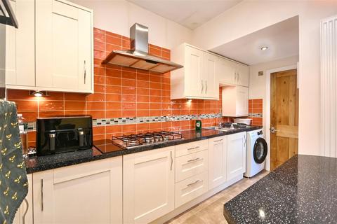 2 bedroom terraced house for sale, Melbourne Road, Eastbourne