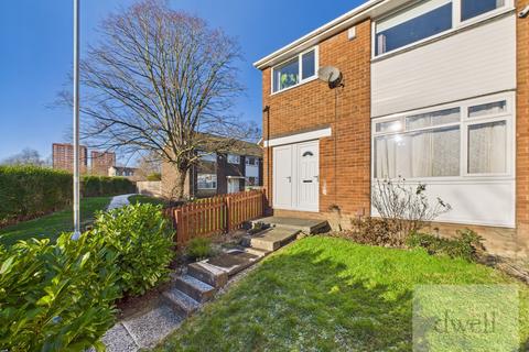 3 bedroom end of terrace house for sale, Poplar Croft, Leeds, LS13