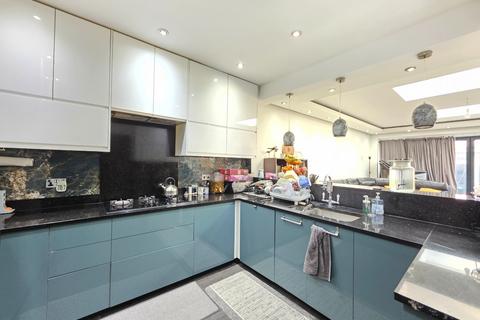 undefined, Holmwood Road, Ilford, IG3