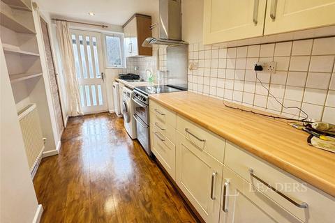 4 bedroom semi-detached house to rent, Kings Hedges Road, Cambridge, Cambridgeshire, CB4
