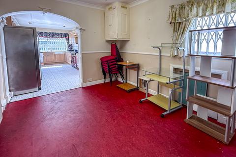4 bedroom detached house for sale, Amery Road, Harrow, HA1