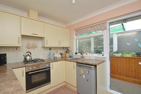 3 bedroom detached bungalow for sale, POPULAR LOCATION * SHANKLIN