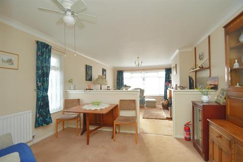 3 bedroom detached bungalow for sale, POPULAR LOCATION * SHANKLIN